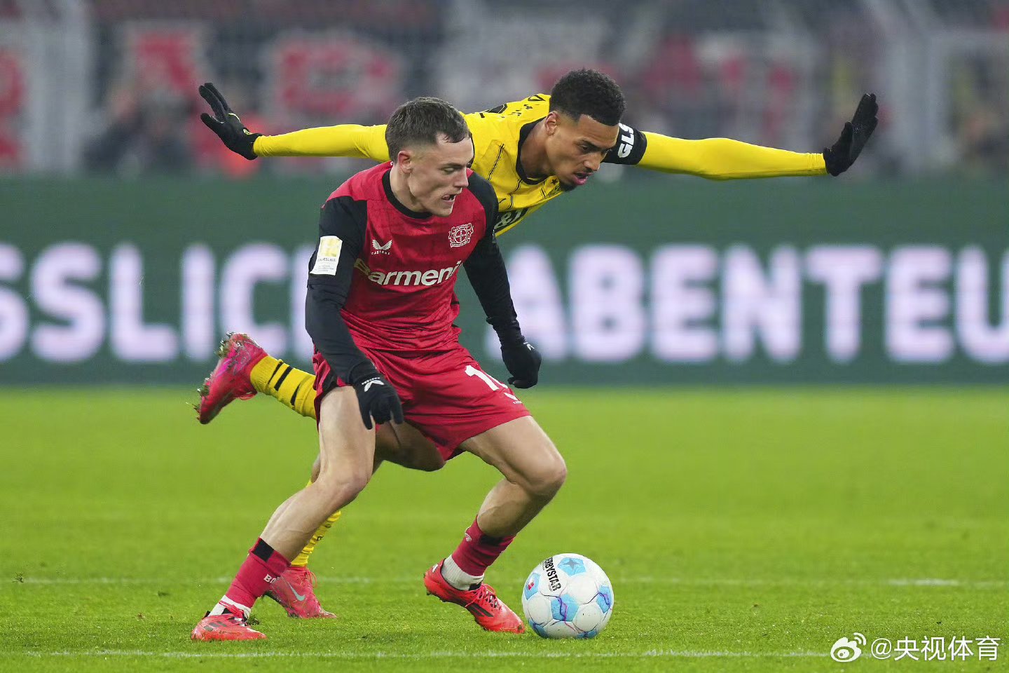 包含费德勒关键节点惊险取胜，美国队带队取胜！的词条